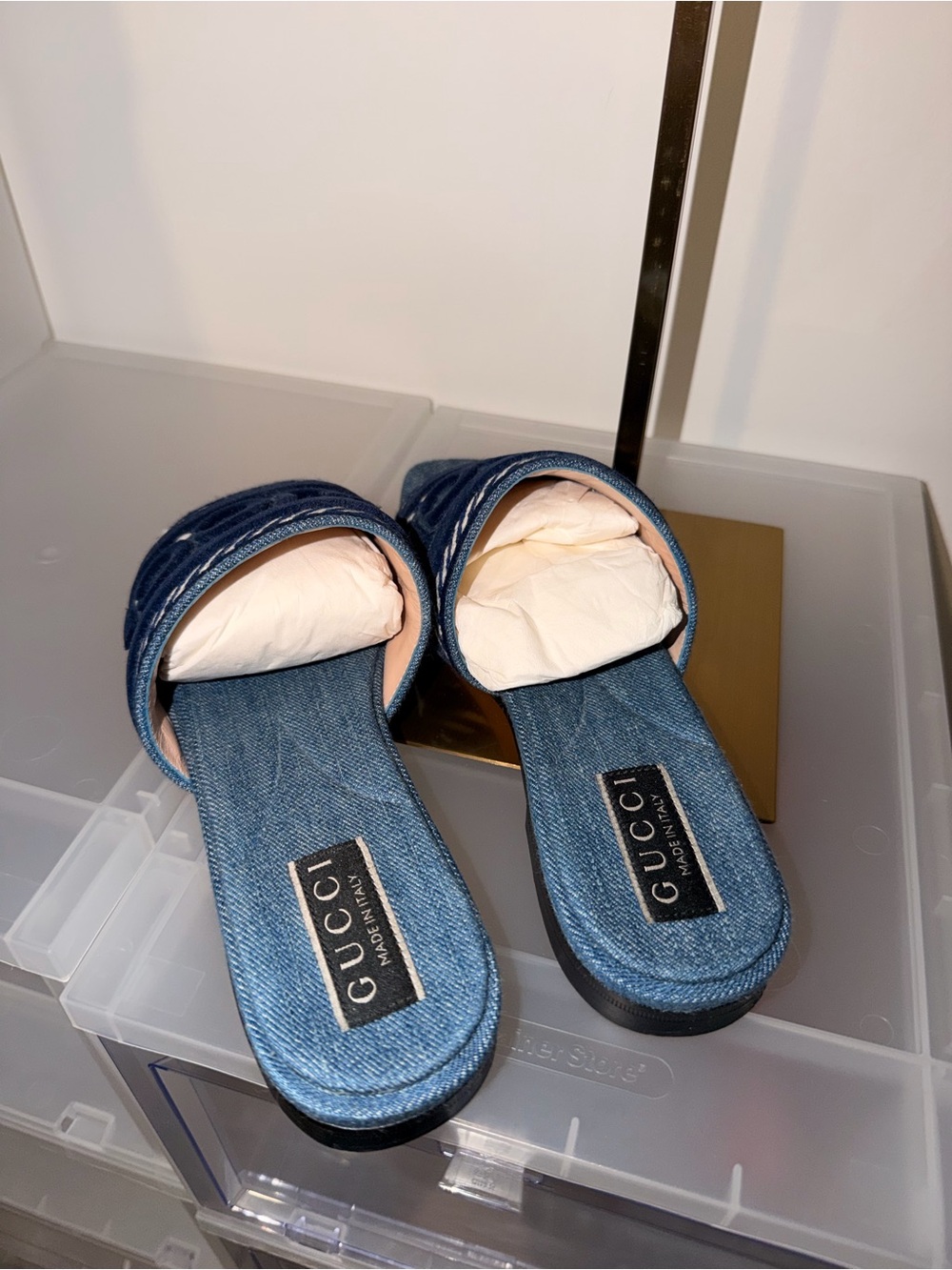 Authentic Gucci Denim Slide Sandals in Light and Navy Blue - Picture 2 of 3